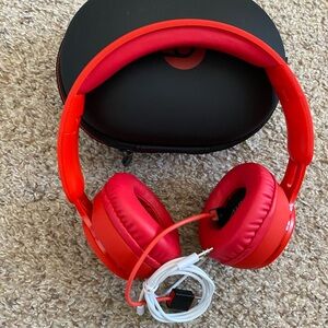 Selling refurbished Beats.